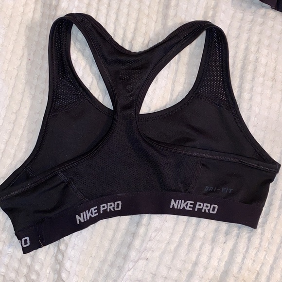 Nike Sports Bra - Picture 2 of 2